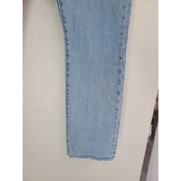 Levi's 501 Womens Tapered Jeans Size 32 x 28 Button Fly Pockets High Rise Rigid - Picture 5 of 13